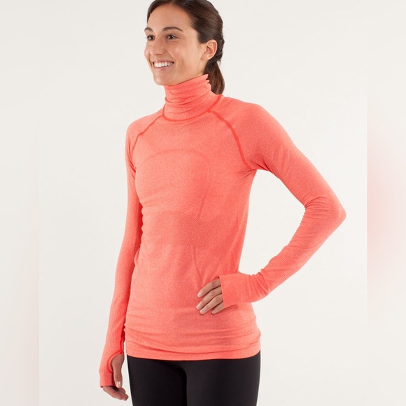 Lululemon Run: Swiftly Turtleneck Love Red Size 6 - Picture 3 of 15